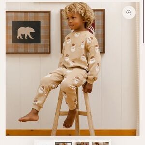 Rylee + Cru Santa jogger Matching Set
